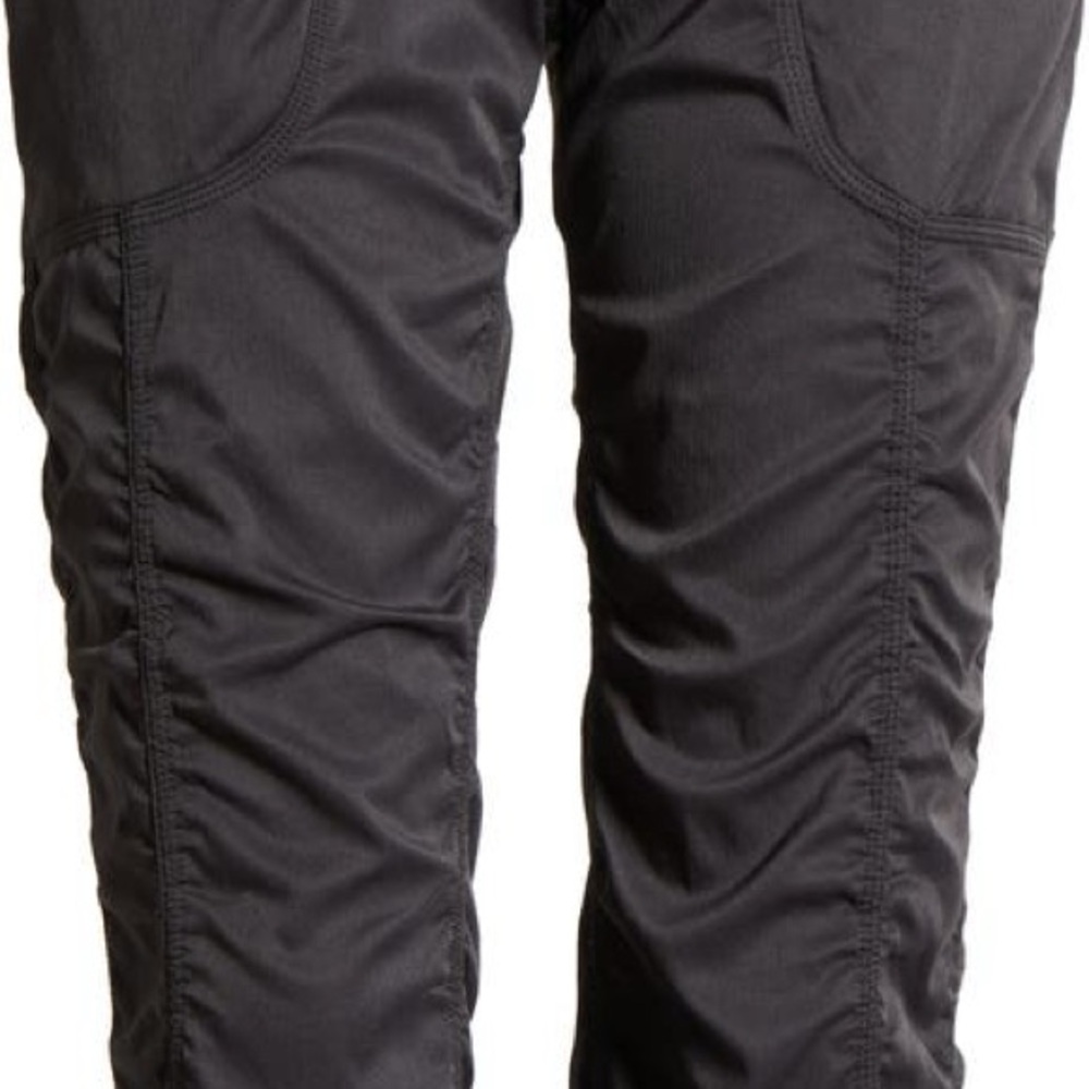 The North Face Women's Black Capris - Picture 5 of 12